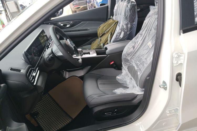 Used GAC Trumpchi EMPOW 2024 270T DCT Yingbao S Edition Left Front Seat