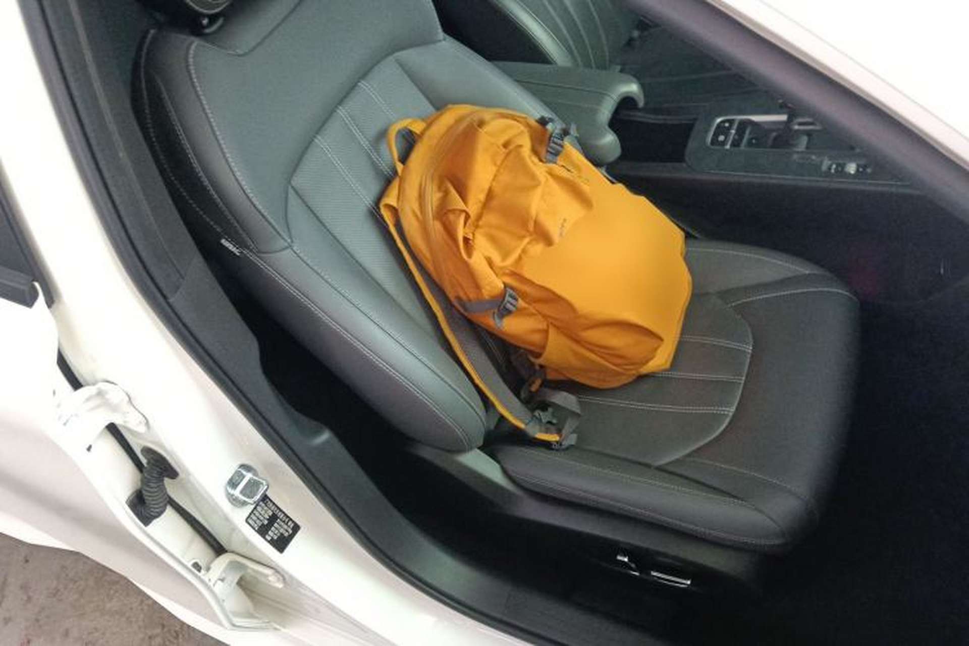 Used GAC Trumpchi EMPOW 2024 270T DCT Yingbao R-Style Edition Right Front Seat