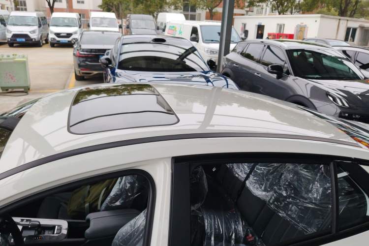 Used GAC Trumpchi EMPOW 2024 270T DCT Yingbao S Edition Roof
