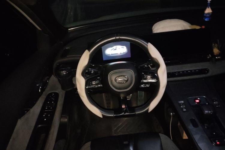 Used GAC Trumpchi EMPOW 2024 400T Automatic Yingbao R PRO Edition Steering Wheel