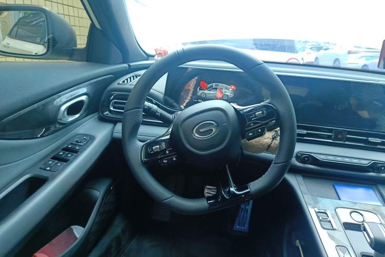Used GAC Trumpchi EMPOW 2024 270T DCT Yingbao R-Style Edition Steering Wheel