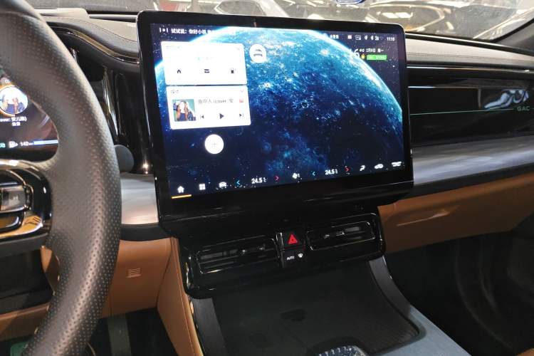 Used GAC Trumpchi ES9 2024 PHEV with 143 km Max Audio And AC Panel