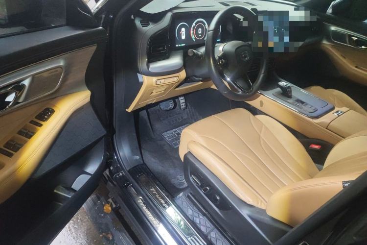 Used GAC Trumpchi ES9 2024 PHEV with 143 km Max Driver Seat
