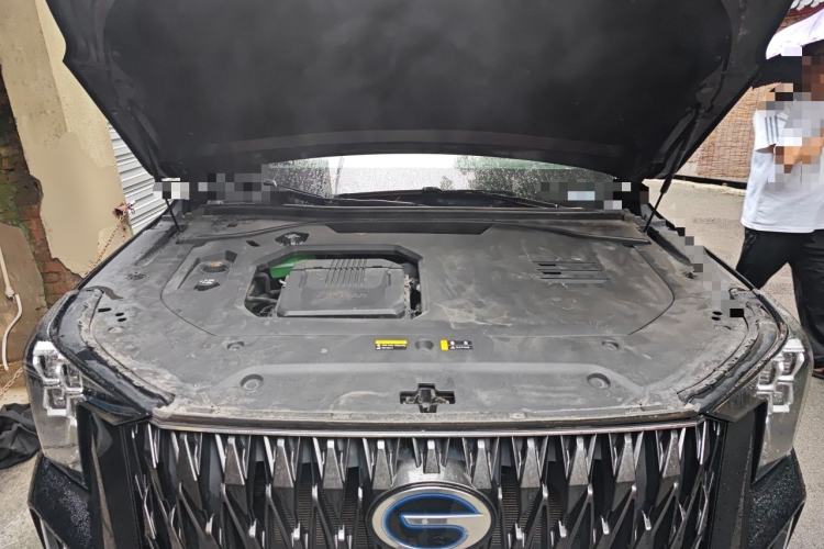 Used GAC Trumpchi ES9 2024 PHEV with 143 km Max Engine Bay