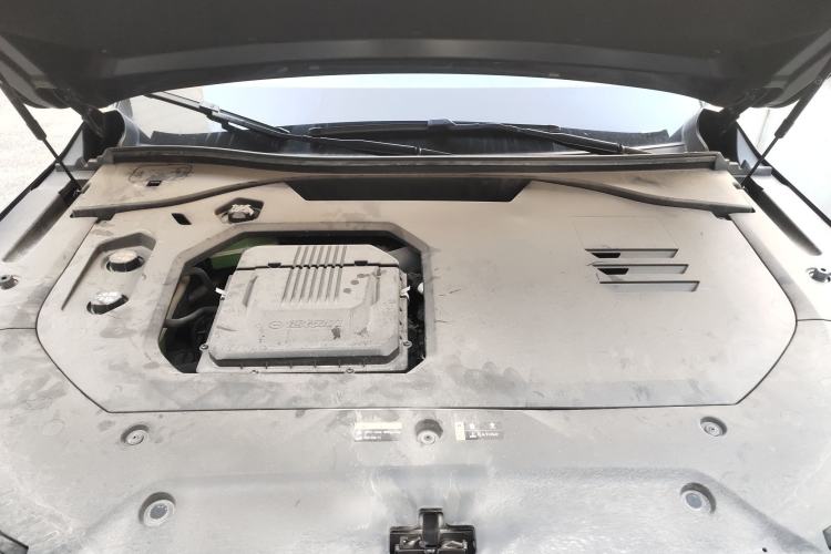 Used GAC Trumpchi ES9 2024 PHEV with 143 km Max Engine Bay
