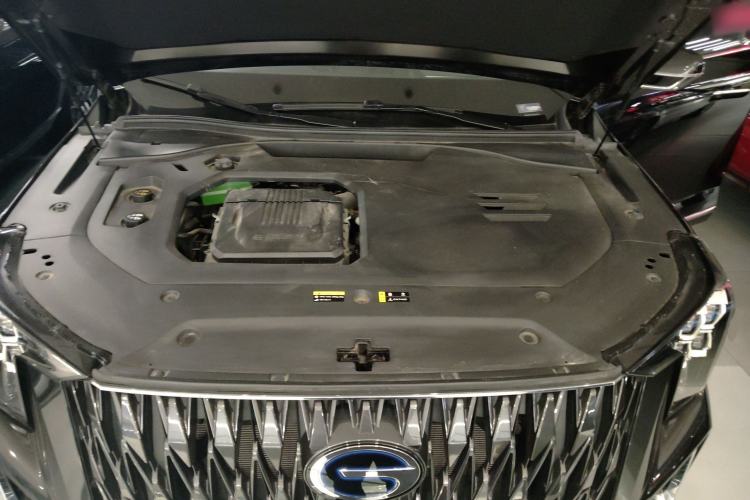 Used GAC Trumpchi ES9 2024 PHEV with 143 km Max Engine Bay