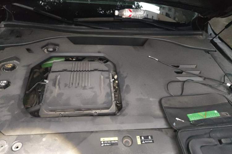 Used GAC Trumpchi ES9 2024 PHEV with 143 km Max Engine Bay