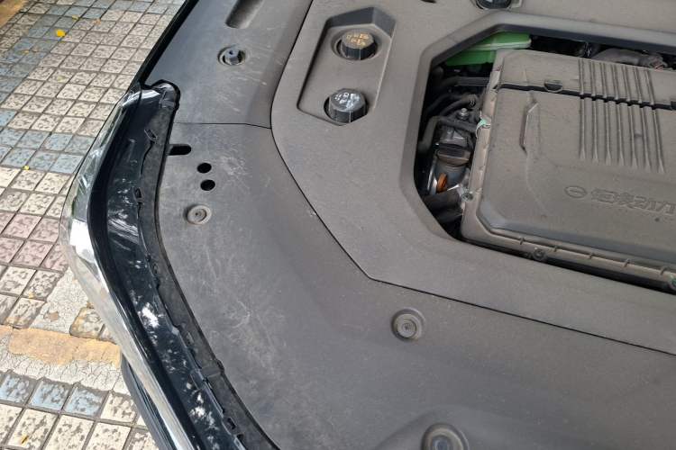 Used GAC Trumpchi ES9 2024 PHEV with 143 km Max Engine Bay Right