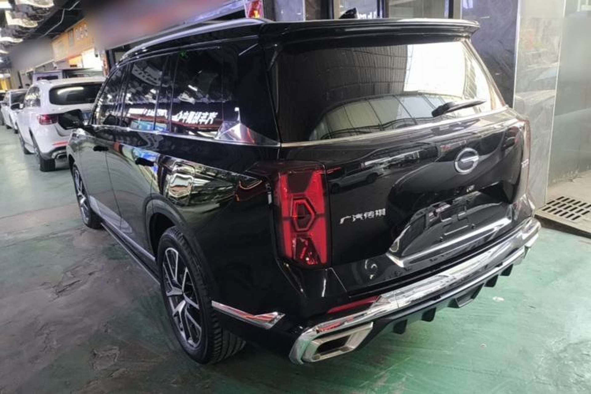 Used GAC Trumpchi ES9 2024 PHEV with 143 km Max Exterior 2