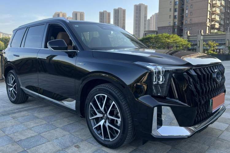 Used GAC Trumpchi ES9 2024 PHEV with 143 km Max Exterior 2