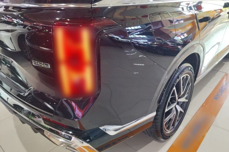 Used GAC Trumpchi ES9 2024 PHEV 143km Pro+ Exterior 3