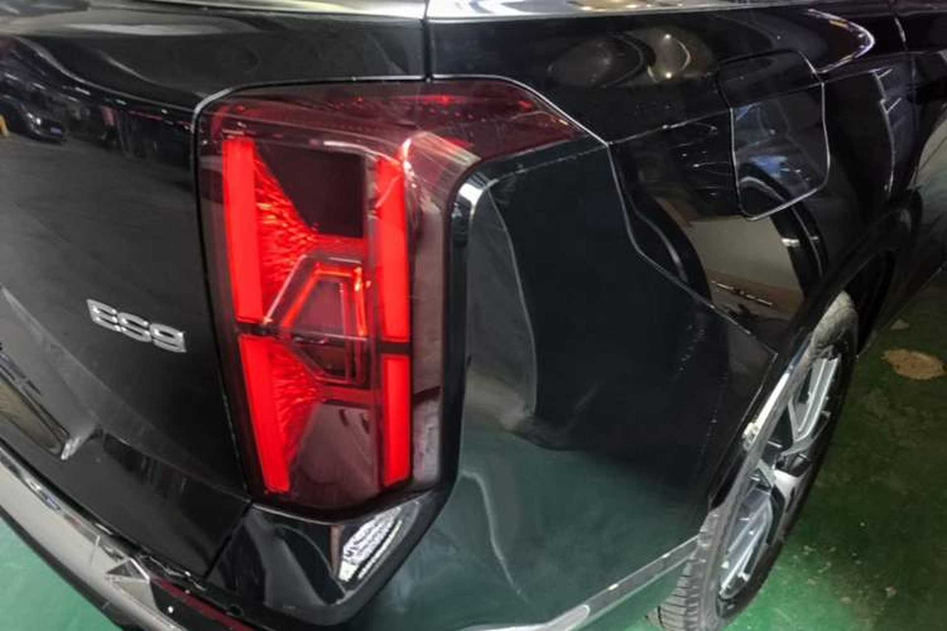 Used GAC Trumpchi ES9 2024 PHEV with 143 km Max Exterior 3