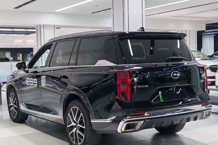 Used GAC Trumpchi ES9 2024 PHEV with 143 km Max Exterior 3