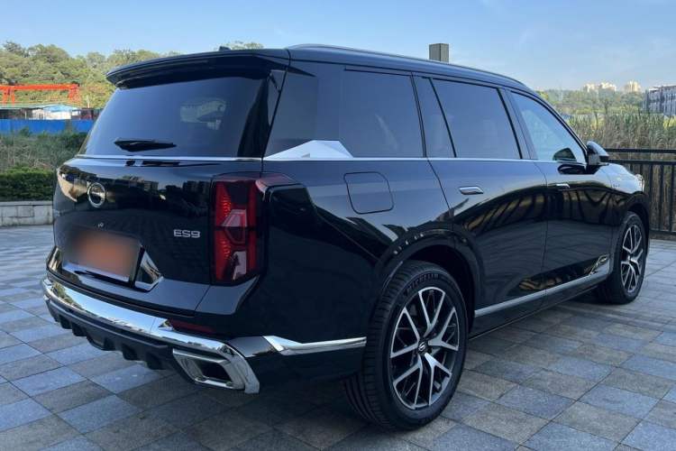 Used GAC Trumpchi ES9 2024 PHEV with 143 km Max Exterior 4