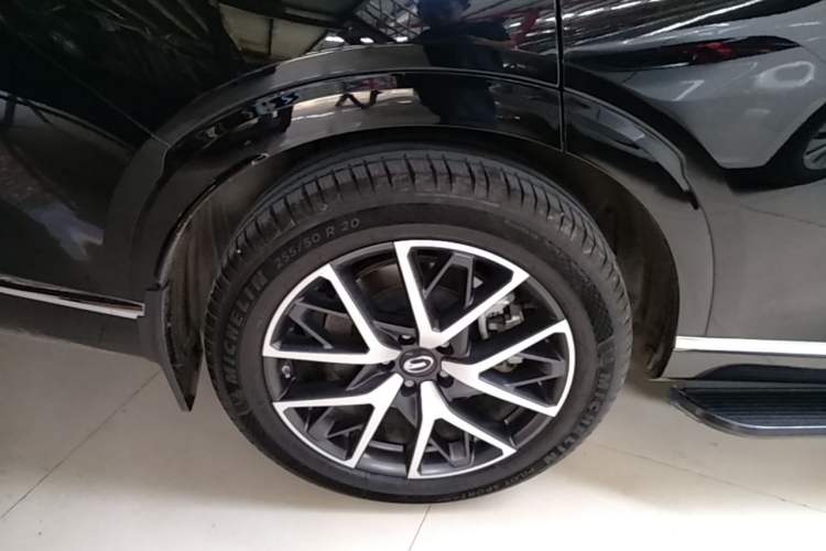 Used GAC Trumpchi ES9 2024 PHEV with 143 km Max Exterior 5