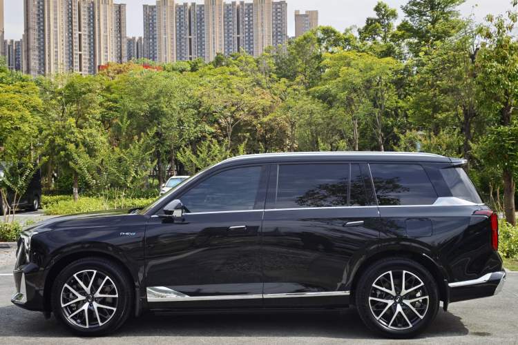 Used GAC Trumpchi ES9 2024 PHEV with 143 km Max Exterior 5