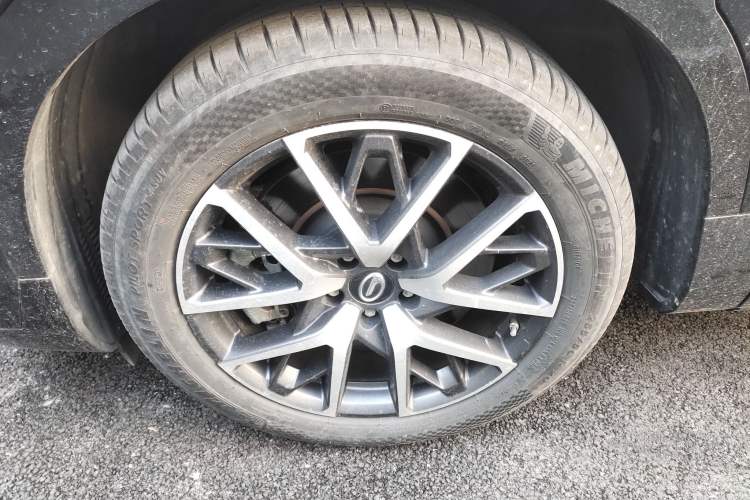Used GAC Trumpchi ES9 2024 PHEV with 143 km Max Exterior 7