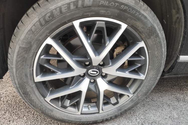 Used GAC Trumpchi ES9 2024 PHEV with 143 km Max Exterior 8