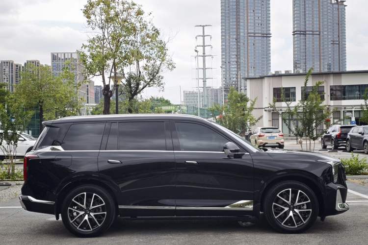 Used GAC Trumpchi ES9 2024 PHEV with 143 km Max Exterior 9