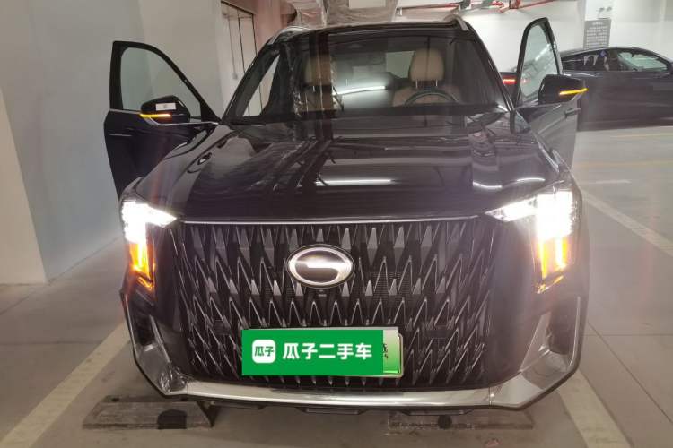 Used GAC Trumpchi ES9 2024 PHEV with 143 km Max Front