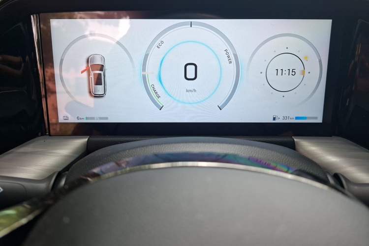 Used GAC Trumpchi ES9 2024 PHEV with 143 km Max Instrument Cluster