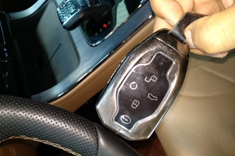 Used GAC Trumpchi ES9 2024 PHEV with 143 km Max Interior 1