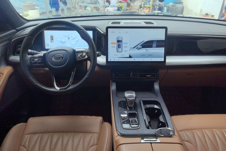Used GAC Trumpchi ES9 2024 PHEV 143km Pro Interior 3