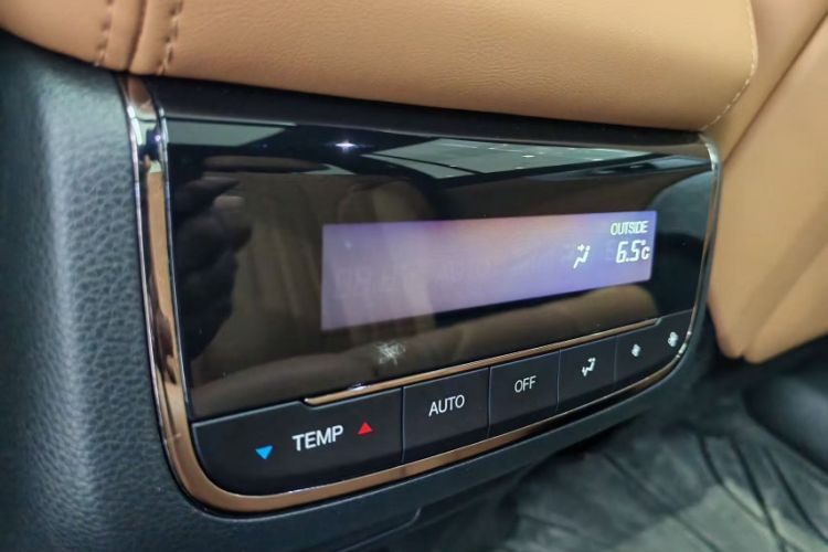 Used GAC Trumpchi ES9 2024 PHEV with 143 km Max Interior 3
