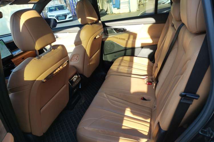 Used GAC Trumpchi ES9 2024 PHEV with 143 km Max Interior 4
