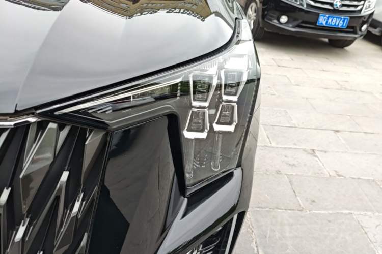 Used GAC Trumpchi ES9 2024 PHEV with 143 km Max Left Front Headlight