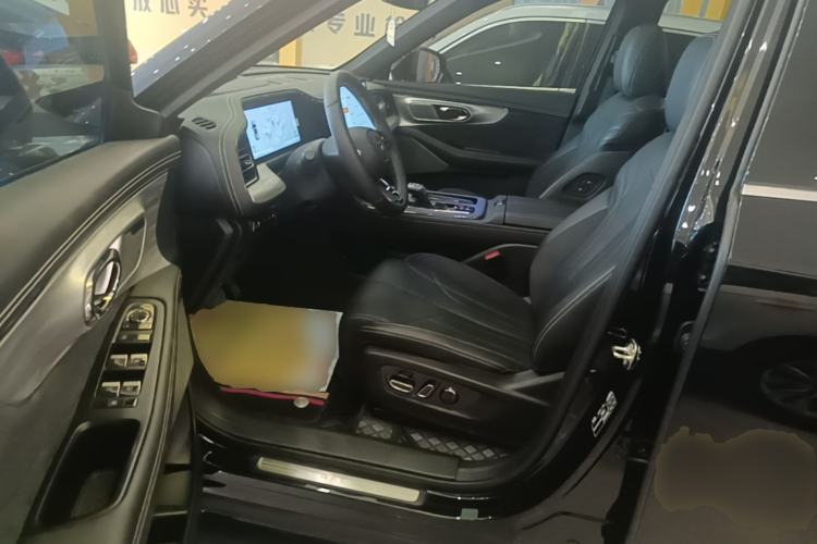 Used GAC Trumpchi ES9 2024 PHEV with 143 km Max Left Front Seat
