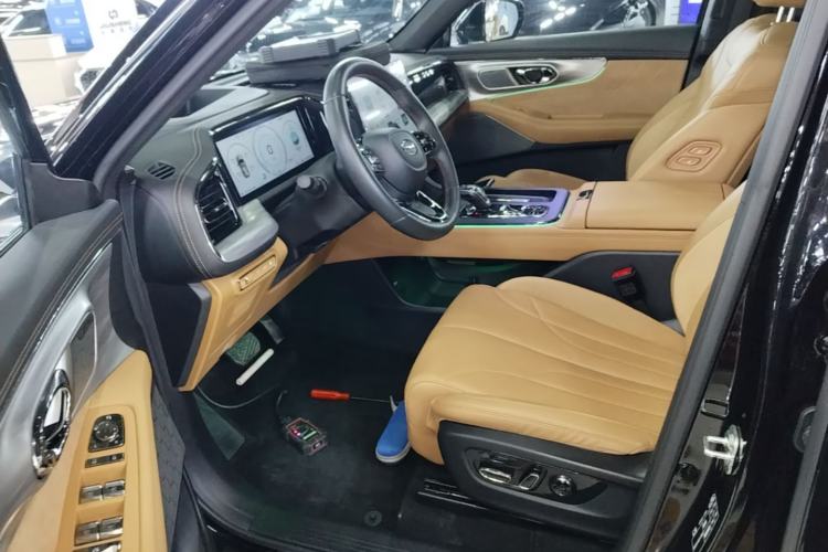 Used GAC Trumpchi ES9 2024 PHEV with 143 km Max Left Front Seat