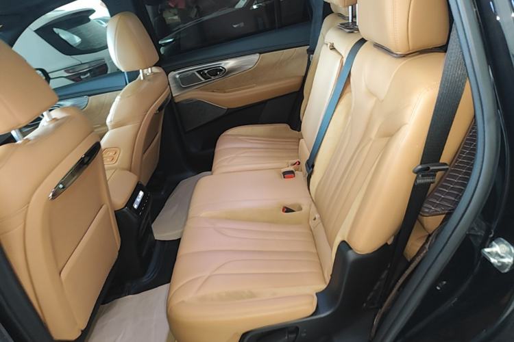 Used GAC Trumpchi ES9 2024 PHEV with 143 km Max Left Rear Seat