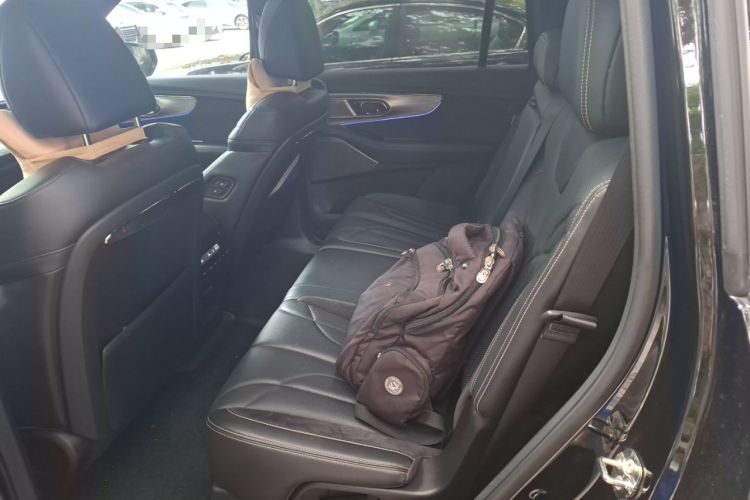 Used GAC Trumpchi ES9 2024 PHEV with 143 km Max Left Rear Seat