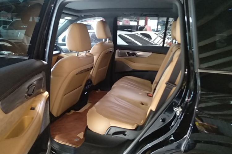 Used GAC Trumpchi ES9 2024 PHEV with 143 km Max Left Rear Seat