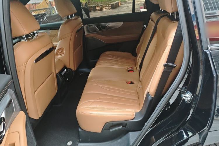 Used GAC Trumpchi ES9 2024 PHEV with 143 km Max Left Rear Seat