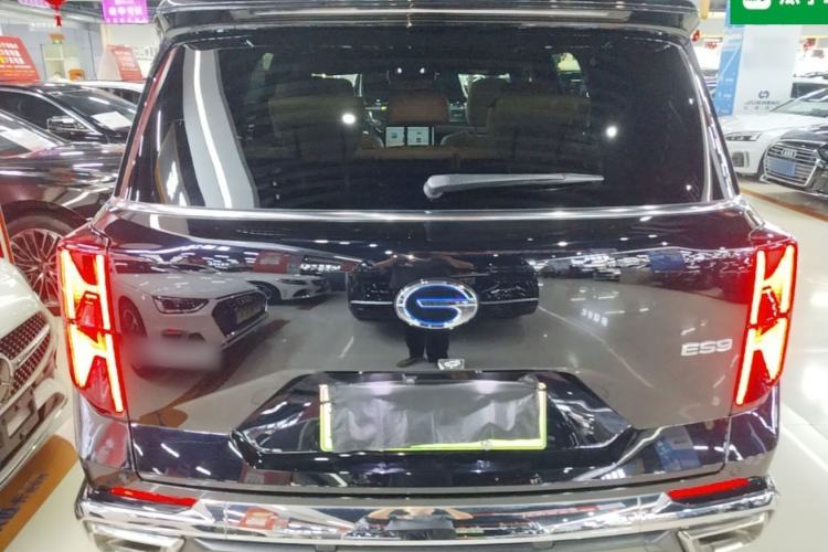 Used GAC Trumpchi ES9 2024 PHEV with 143 km Max Rear