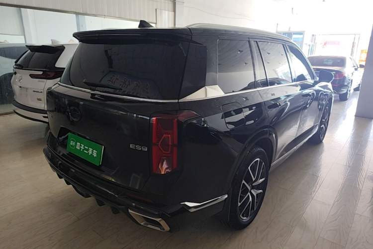Used GAC Trumpchi ES9 2024 PHEV with 143 km Max Rear Right 45 Deg