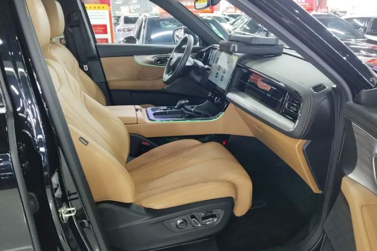 Used GAC Trumpchi ES9 2024 PHEV with 143 km Max Right Front Seat