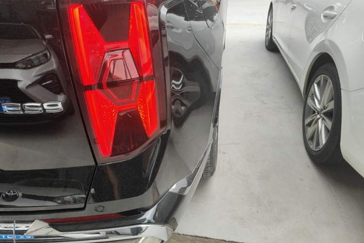 Used GAC Trumpchi ES9 2024 PHEV 143km Pro+ Right Rear Taillight