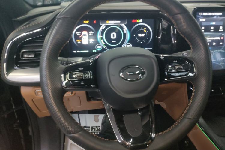 Used GAC Trumpchi ES9 2024 PHEV with 143 km Max Steering Wheel