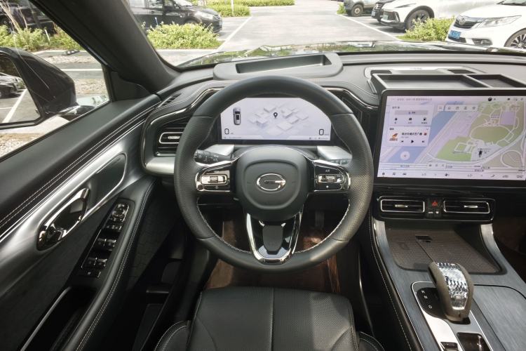 Used GAC Trumpchi ES9 2024 PHEV with 143 km Max Steering Wheel