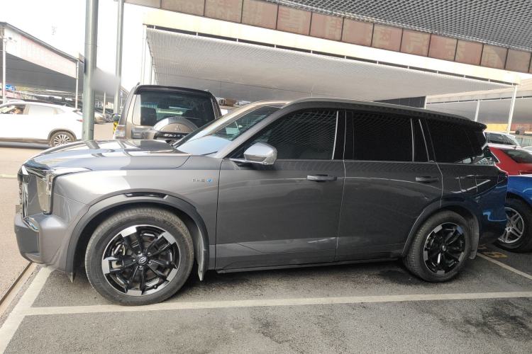 Used GAC Trumpchi ES9 2024 PHEV 143km Traveler Max Exterior 3