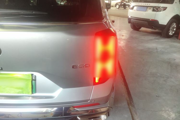 Used GAC Trumpchi ES9 2024 PHEV with 143 km Max Exterior 6