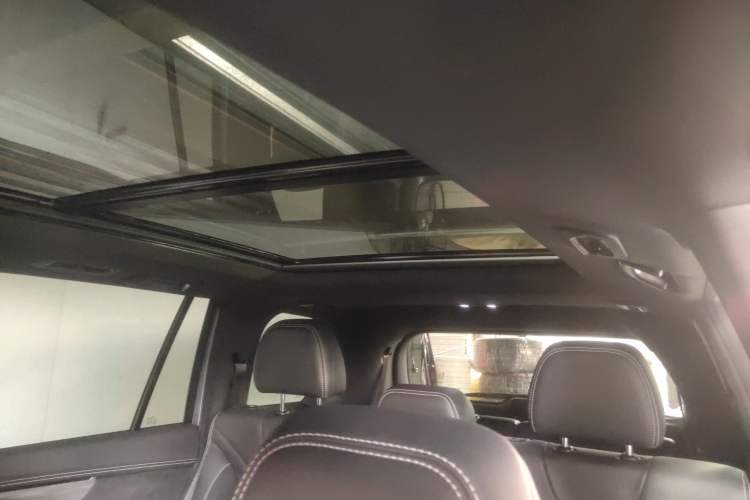 Used GAC Trumpchi ES9 2024 PHEV with 143 km Max Headliner