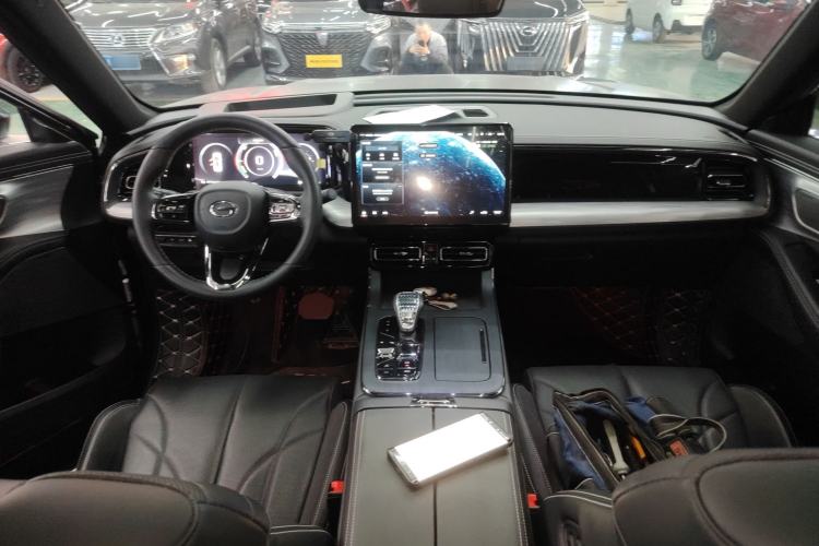 Used GAC Trumpchi ES9 2024 PHEV with 143 km Max Interior 2
