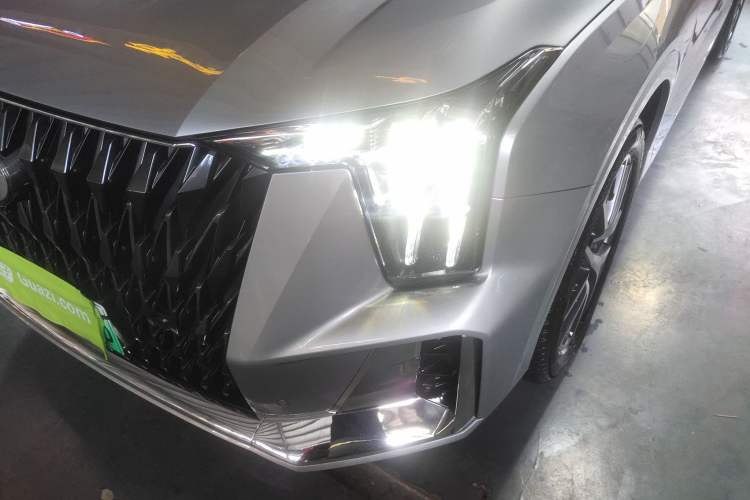 Used GAC Trumpchi ES9 2024 PHEV with 143 km Max Left Front Headlight