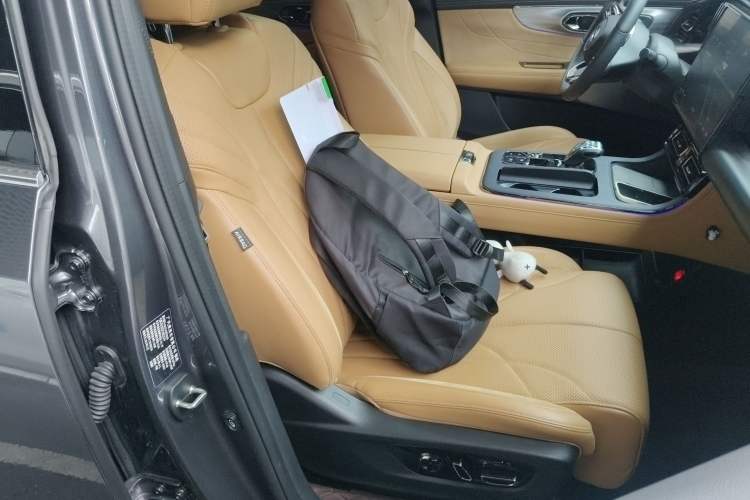 Used GAC Trumpchi ES9 2024 PHEV 143km Traveler Max Right Front Seat