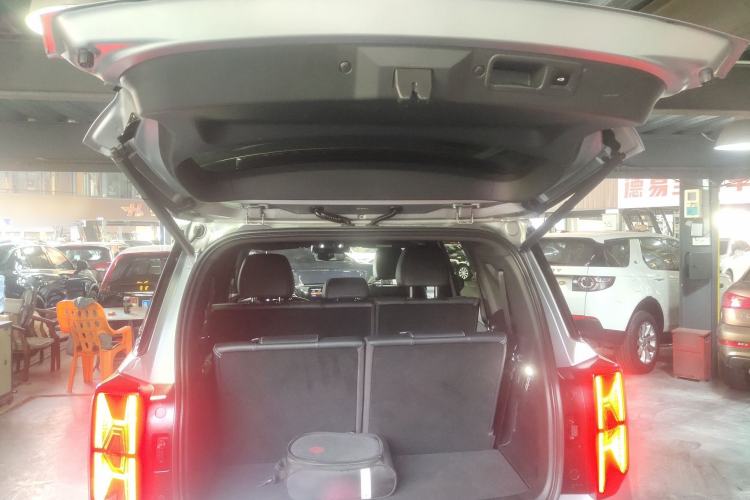 Used GAC Trumpchi ES9 2024 PHEV with 143 km Max Trunk