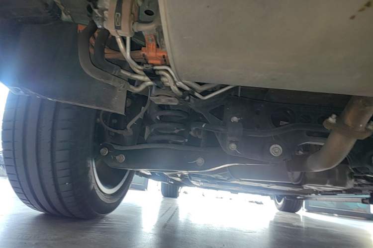 Used GAC Trumpchi ES9 2024 PHEV with 143 km Max Chassis Rear Left